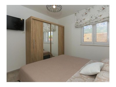 Apartment Three bedroom apartment with balcony and sea view Kaštel Gomilica, Kaštela A-20245-a - Outdoor photo 19