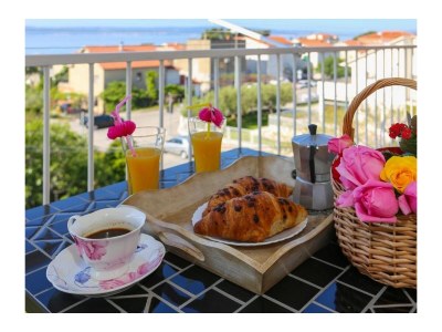 Apartment Three bedroom apartment with balcony and sea view Kaštel Gomilica, Kaštela A-20245-a - Outdoor photo 28