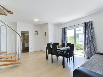 Apartment Two bedroom apartment near beach Nin, Zadar A-13172-b - Outdoor photo 7