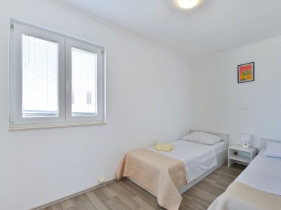 Apartment Two bedroom apartment near beach Nin, Zadar A-13172-b - Outdoor photo 13