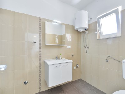 Apartment Two bedroom apartment near beach Nin, Zadar A-13172-b - Outdoor photo 17