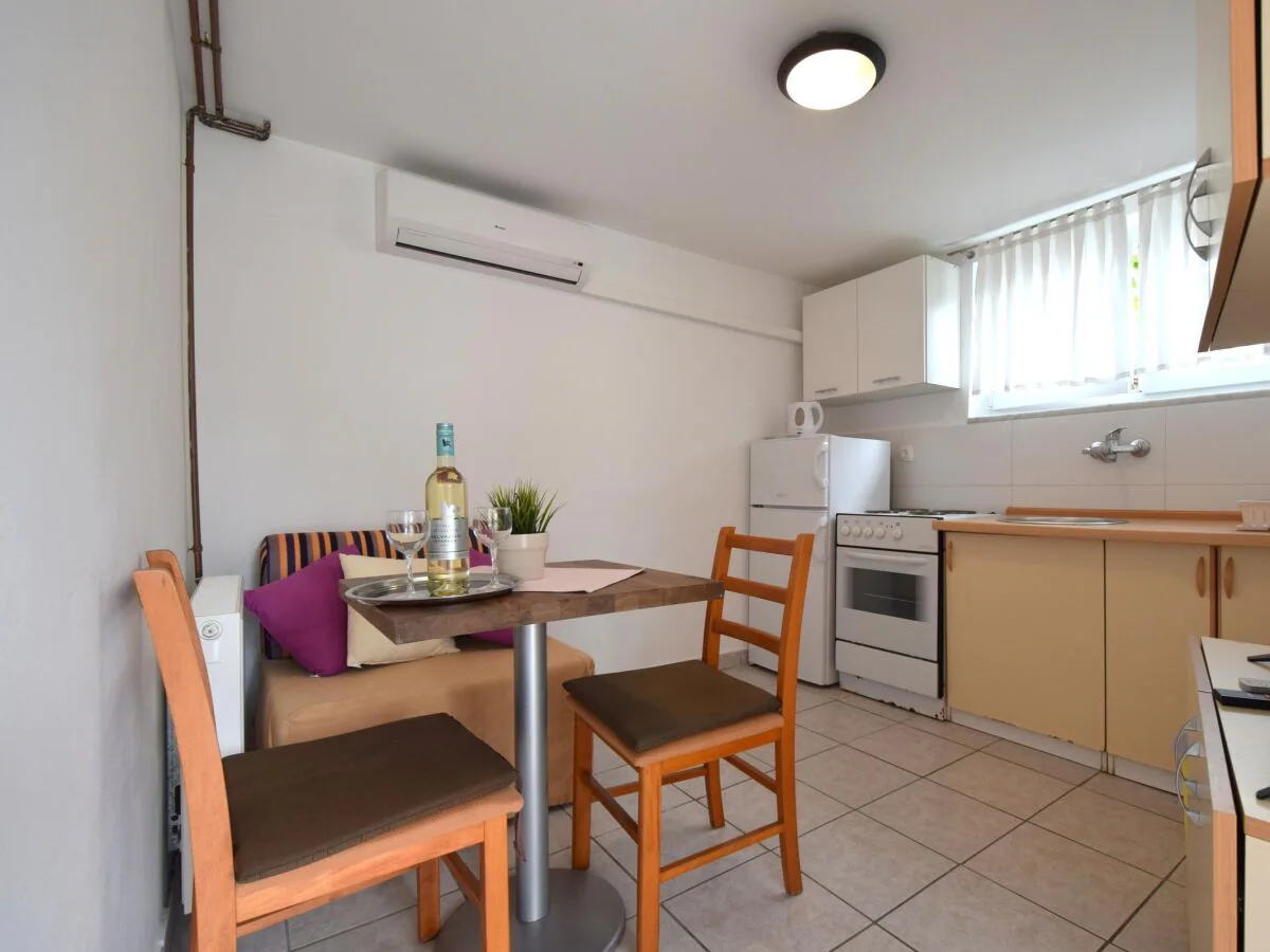 Apartment One bedroom apartment with terrace Čižići, Krk A-20348-c - Outdoor photo 5