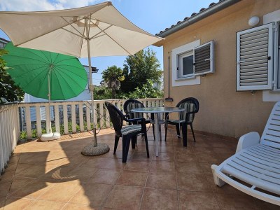 Apartment One bedroom apartment with terrace and sea view Malinska, Krk A-20367-a - Outdoor photo 12