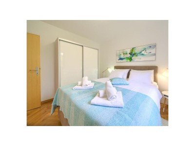 Apartment Two bedroom apartment with terrace and sea view Malinska, Krk A-19280-a - Outdoor photo 9