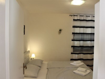 Apartment One bedroom apartment with terrace Šilo, Krk A-18677-a - Outdoor photo 22