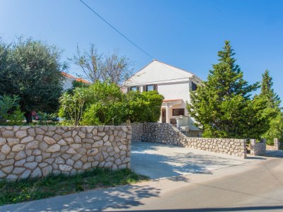 Apartment Two bedroom apartment with terrace Šilo, Krk A-18677-b - Outdoor photo 14