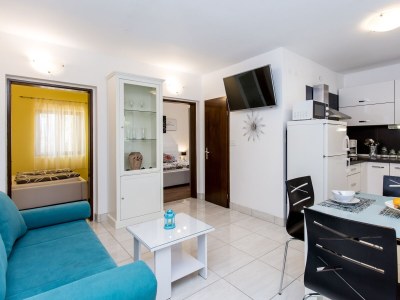 Apartment Two bedroom apartment with terrace Šilo, Krk A-18677-b - Outdoor photo 19