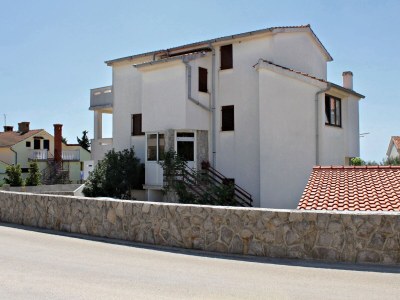 Apartment Two bedroom apartment with terrace and sea view Krk A-9718-a - Outdoor photo 5