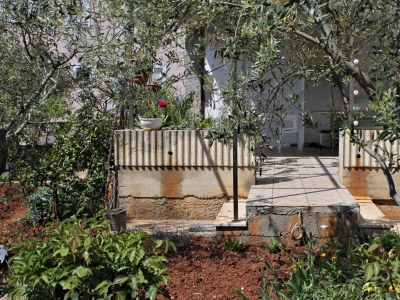 Apartment Two bedroom apartment with terrace and sea view Krk A-9718-a - Outdoor photo 6