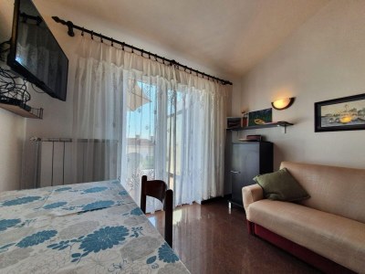 Apartment Two bedroom apartment with terrace and sea view Krk A-9718-a - Outdoor photo 17