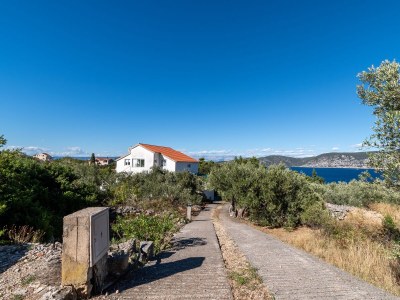Apartment Three bedroom apartment with terrace and sea view Račišće, Korčula A-20001-a - Outdoor photo 2