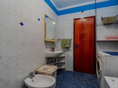 Apartment Three bedroom apartment with terrace and sea view Račišće, Korčula A-20001-a - Outdoor photo 14