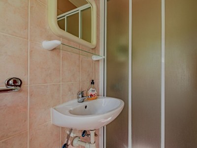 Apartment Three bedroom apartment with terrace and sea view Račišće, Korčula A-20001-a - Outdoor photo 15