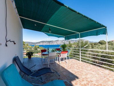 Apartment Three bedroom apartment with terrace and sea view Račišće, Korčula A-20001-a - Outdoor photo 17