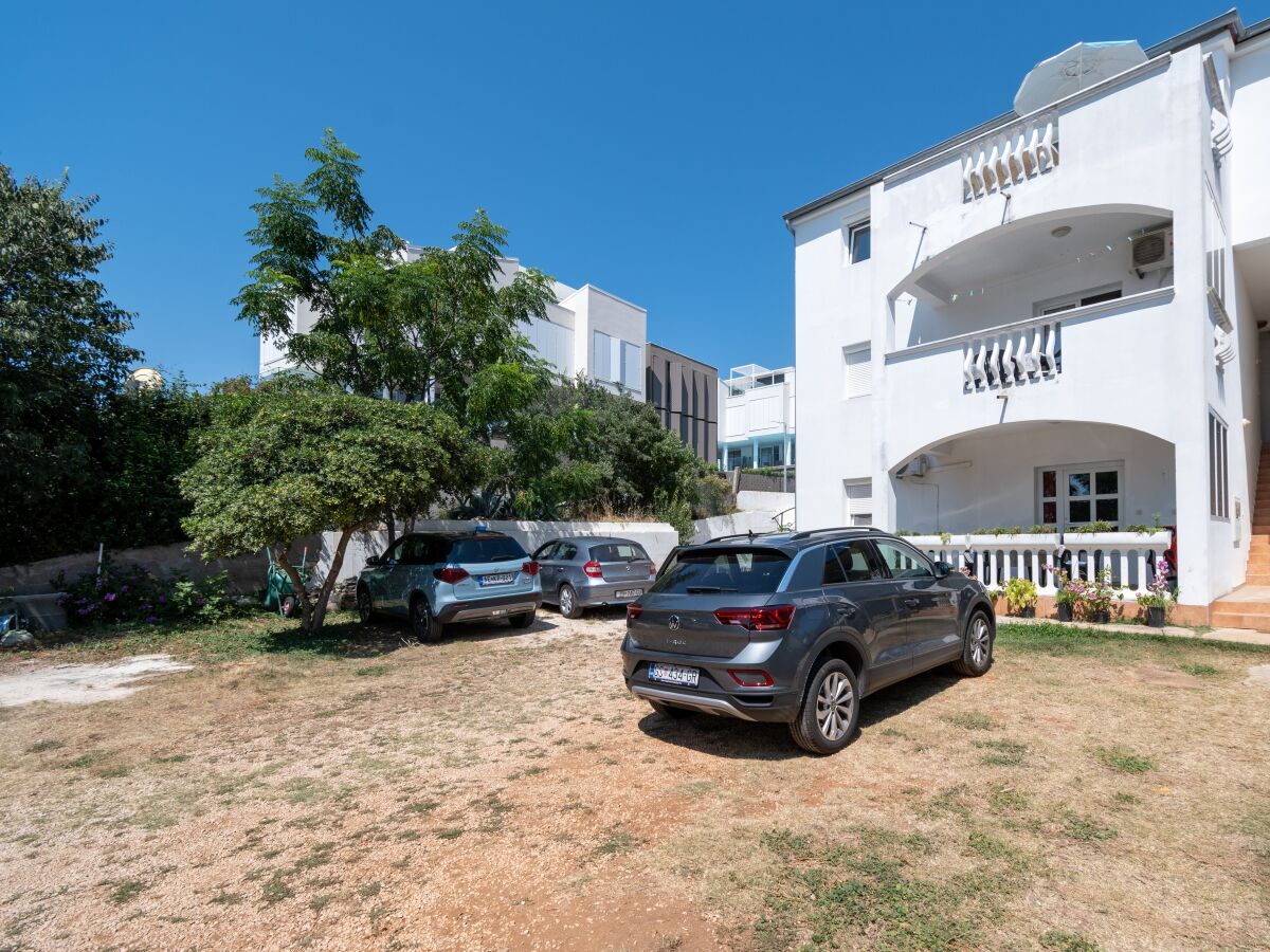 Apartment Two bedroom apartment near beach Zadar - Diklo, Zadar A-20894-c - Outdoor photo 2
