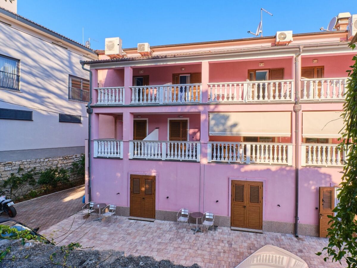 Holiday room with terrace Veli Lošinj, Lošinj S-21045-e - Outdoor photo 4