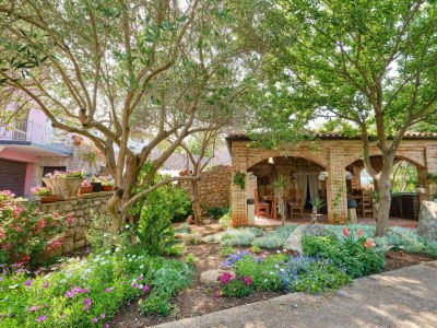 Holiday room with terrace Veli Lošinj, Lošinj S-21045-e - Outdoor photo 7