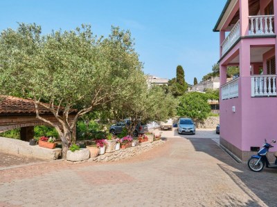 Holiday room with terrace Veli Lošinj, Lošinj S-21045-e - Outdoor photo 17