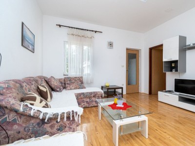 Apartment Two bedroom apartment with balcony and sea view Posedarje, Novigrad A-21123-a - Outdoor photo 15