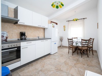 Apartment Two bedroom apartment with balcony and sea view Posedarje, Novigrad A-21123-a - Outdoor photo 17