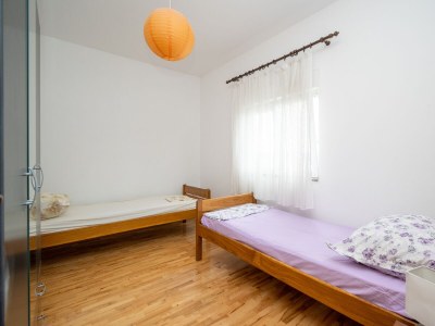 Apartment Two bedroom apartment with balcony and sea view Posedarje, Novigrad A-21123-a - Outdoor photo 26