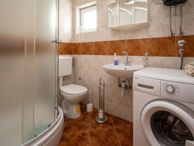 Apartment Two bedroom apartment with balcony and sea view Posedarje, Novigrad A-21123-a - Outdoor photo 30