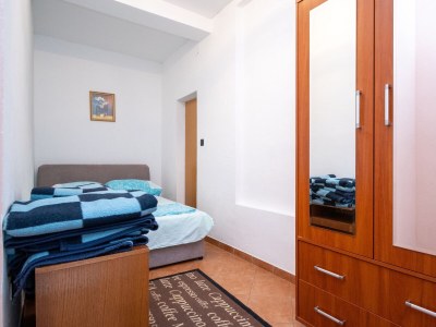 Apartment Three bedroom apartment with terrace and sea view Posedarje, Novigrad A-21123-b - Outdoor photo 26