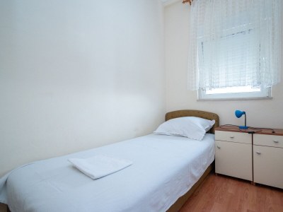 Apartment Three bedroom apartment with terrace and sea view Posedarje, Novigrad A-21123-b - Outdoor photo 33