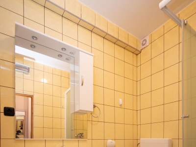 Apartment Three bedroom apartment with terrace and sea view Posedarje, Novigrad A-21123-b - Outdoor photo 34