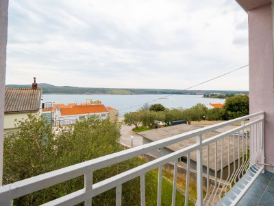 Apartment Three bedroom apartment with terrace and sea view Posedarje, Novigrad A-21123-b - Outdoor photo 43