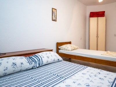 Holiday room Posedarje, Novigrad S-21123-b - Outdoor photo 12