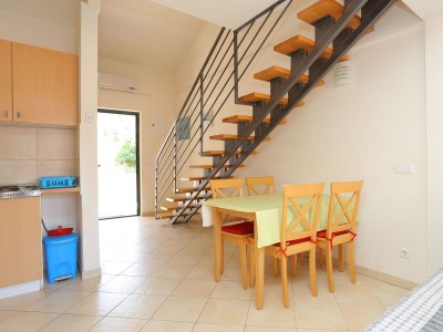 Apartment One bedroom apartment with balcony and sea view Gradac, Makarska A-21172-a - Outdoor photo 11