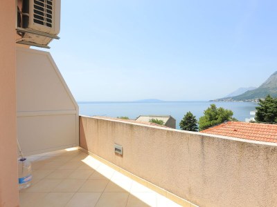 Apartment One bedroom apartment with balcony and sea view Gradac, Makarska A-21172-a - Outdoor photo 17