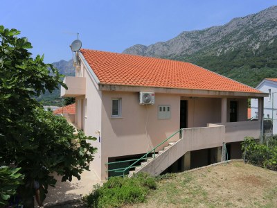 Apartment One bedroom apartment with balcony and sea view Gradac, Makarska A-21172-b - Outdoor photo 5