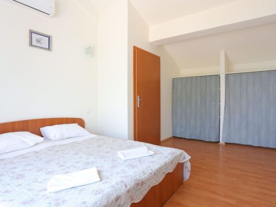 Apartment One bedroom apartment with balcony and sea view Gradac, Makarska A-21172-b - Outdoor photo 13