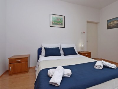 Holiday room with balcony Novi Vinodolski S-21509-a - Outdoor photo 16