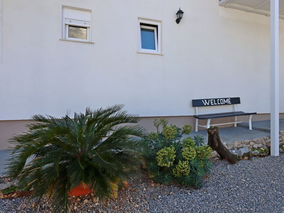 Holiday room with balcony Novi Vinodolski S-21509-b - Outdoor photo 5