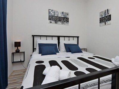 Holiday room with balcony Novi Vinodolski S-21509-b - Outdoor photo 17