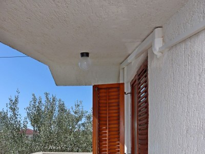 Apartment Two bedroom apartment with balcony and sea view Mundanije, Rab A-21543-a - Outdoor photo 36
