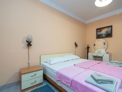Apartment Two bedroom apartment with terrace and sea view Sveti Marko, Pag A-21654-c - Outdoor photo 12