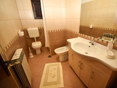 Apartment Two bedroom apartment with terrace and sea view Palit, Rab A-21755-b - Outdoor photo 13