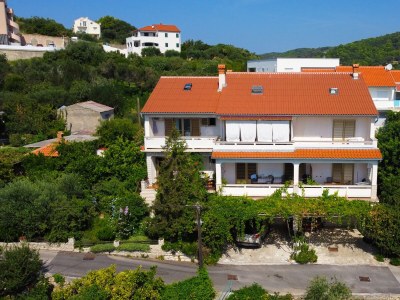 Holiday room with balcony Palit, Rab S-21755-b in Rab - Holiday room