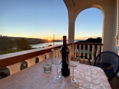 Apartment One bedroom apartment with balcony and sea view Lopar, Rab A-21881-c in Lopar - Apartment
