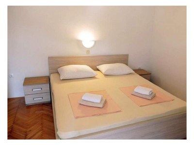 Apartment One bedroom apartment with balcony and sea view Supetarska Draga - Donja, Rab A-22365-a - Outdoor photo 8