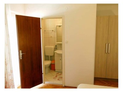 Apartment One bedroom apartment with balcony and sea view Supetarska Draga - Donja, Rab A-22365-a - Outdoor photo 11