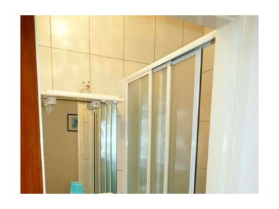 Apartment One bedroom apartment with balcony and sea view Supetarska Draga - Donja, Rab A-22365-a - Outdoor photo 14