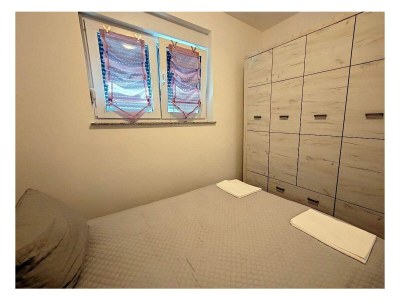 Apartment Two bedroom apartment with balcony and sea view Barbat, Rab A-22251-a - Outdoor photo 10