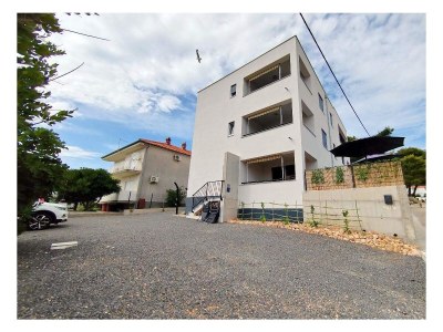 Apartment Two bedroom apartment with balcony and sea view Barbat, Rab A-22251-b - Outdoor photo 2