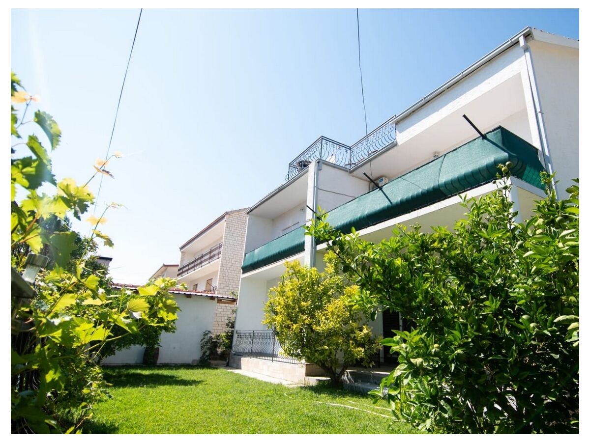 Apartment Two bedroom apartment with balcony Kaštel Kambelovac, Kaštela A-22444-b - Outdoor photo 3