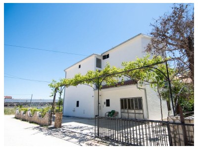 Apartment Two bedroom apartment with balcony Kaštel Kambelovac, Kaštela A-22444-b - Outdoor photo 2